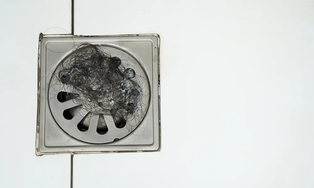 how to clear a blocked bath drain​